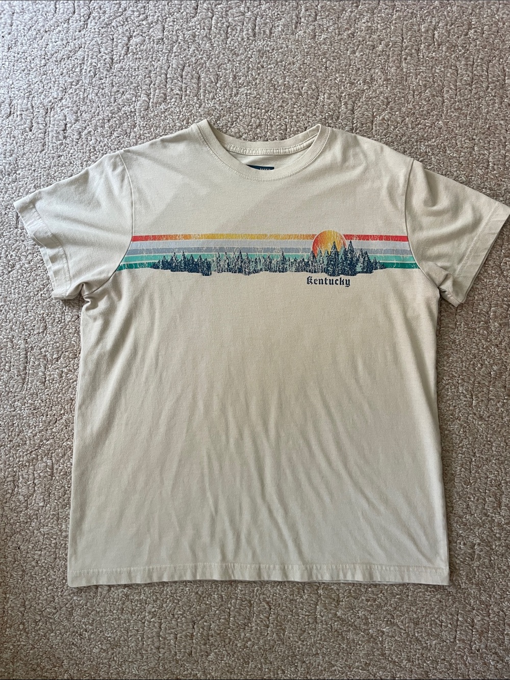 Vintage Kentucky Graphic Crew Neck T-Shirt in Light Beige